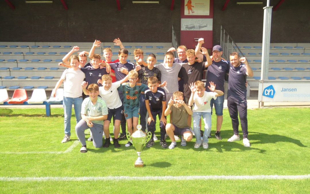 RWB JO15-1 winnen toernooi Waalwijk Cup Jeugd