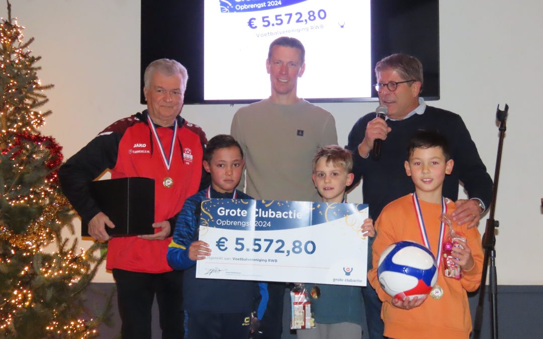 R.W.B. maakt feestje van uitreiking cheque Grote Clubactie.