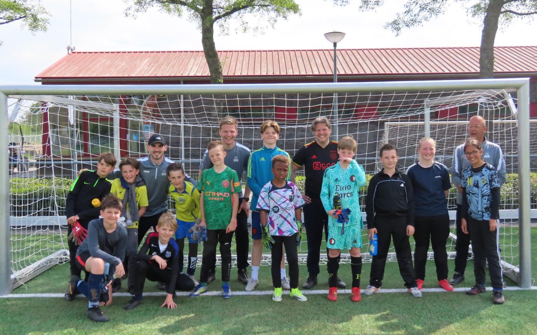 Keepersclinic RWB groot succes.