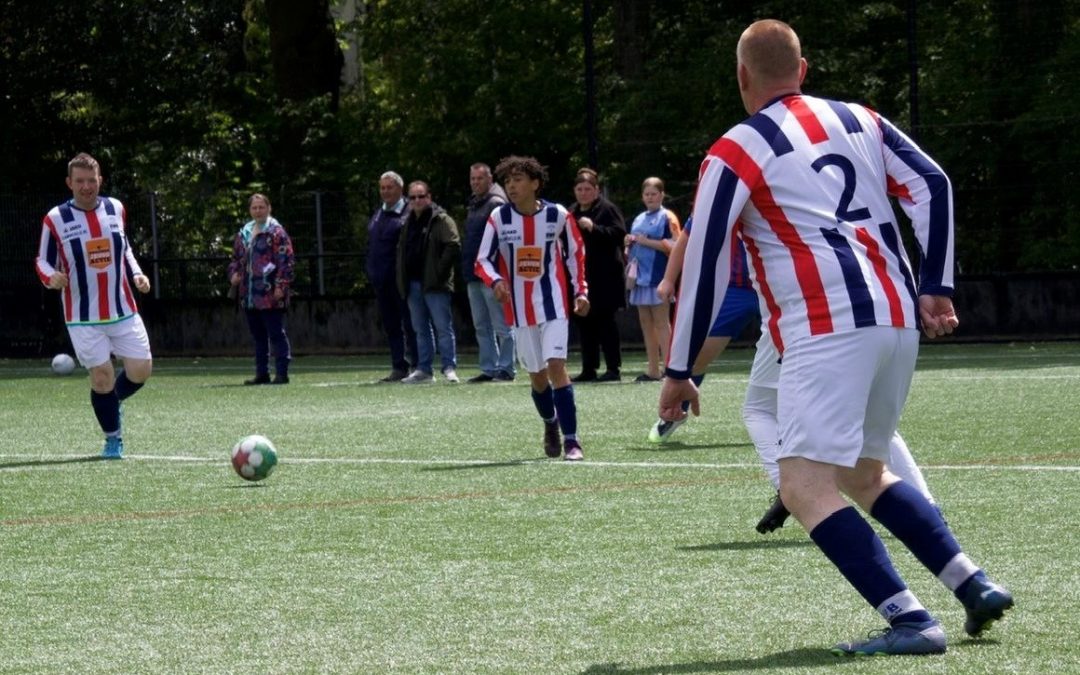 RWB G-team viert eerste lustrum tijdens Lions Club Waalwijk G-toernooi.