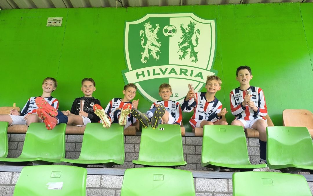 RWB JO10-1 toernooi bij sv hilvaria